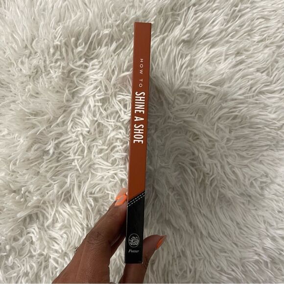 How To Shine A Shoe: A Gentlemen’s Guide…for Top Shelf Styles Hardcover Book - Picture 5 of 15